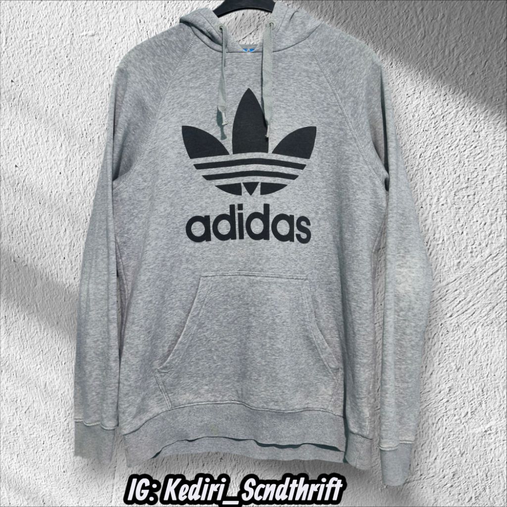 HD Adidas Trifoil