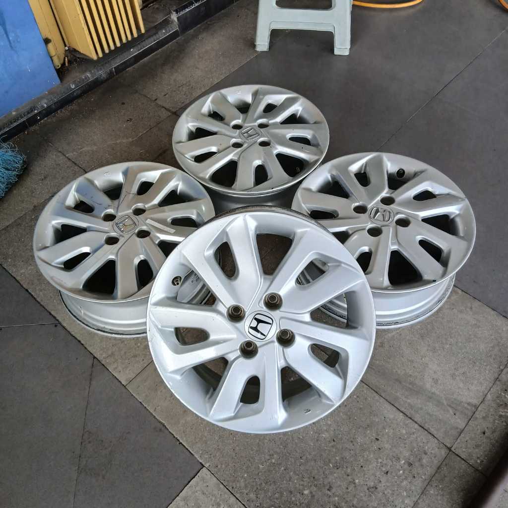 velg/pelek mobil second original mobilio ring 15 baut 4x100