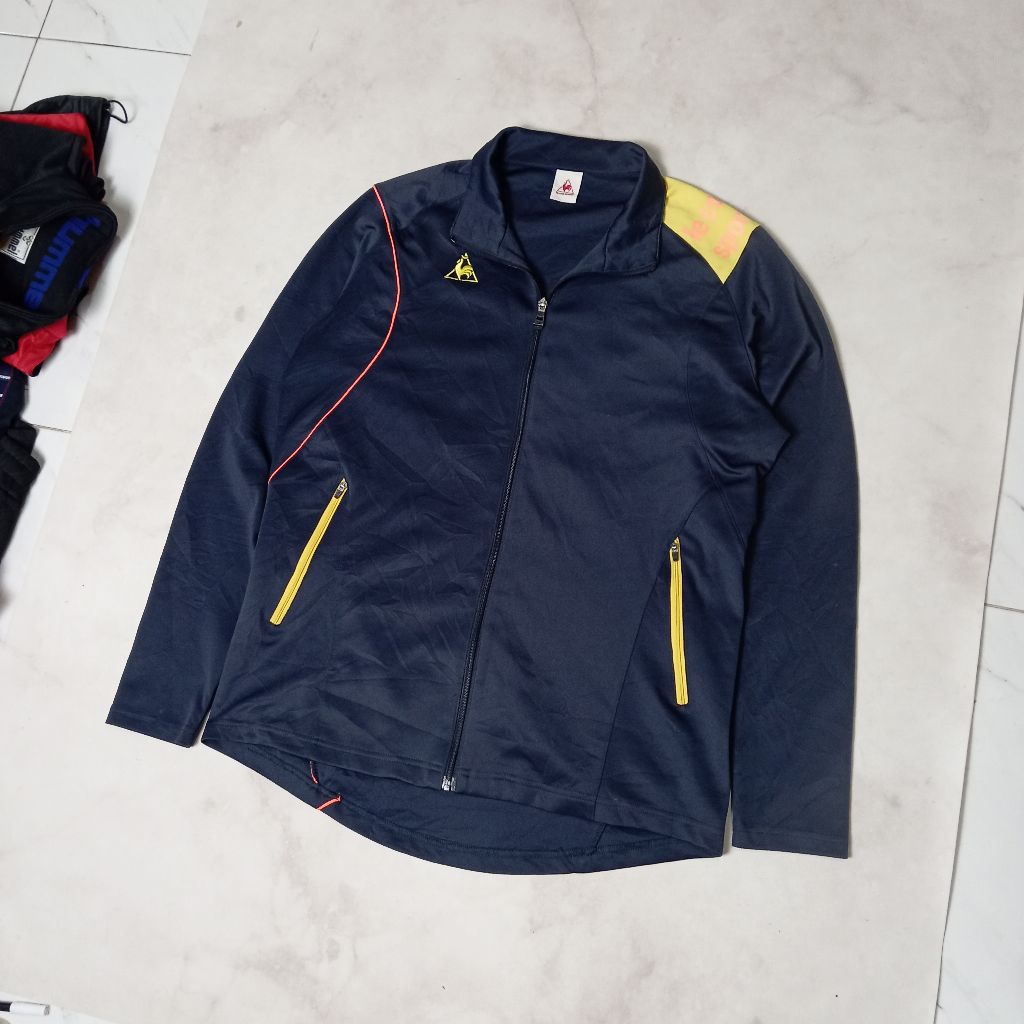 Jaket Tracktop Le Coq Sportif Pria Wanita Second Bekas