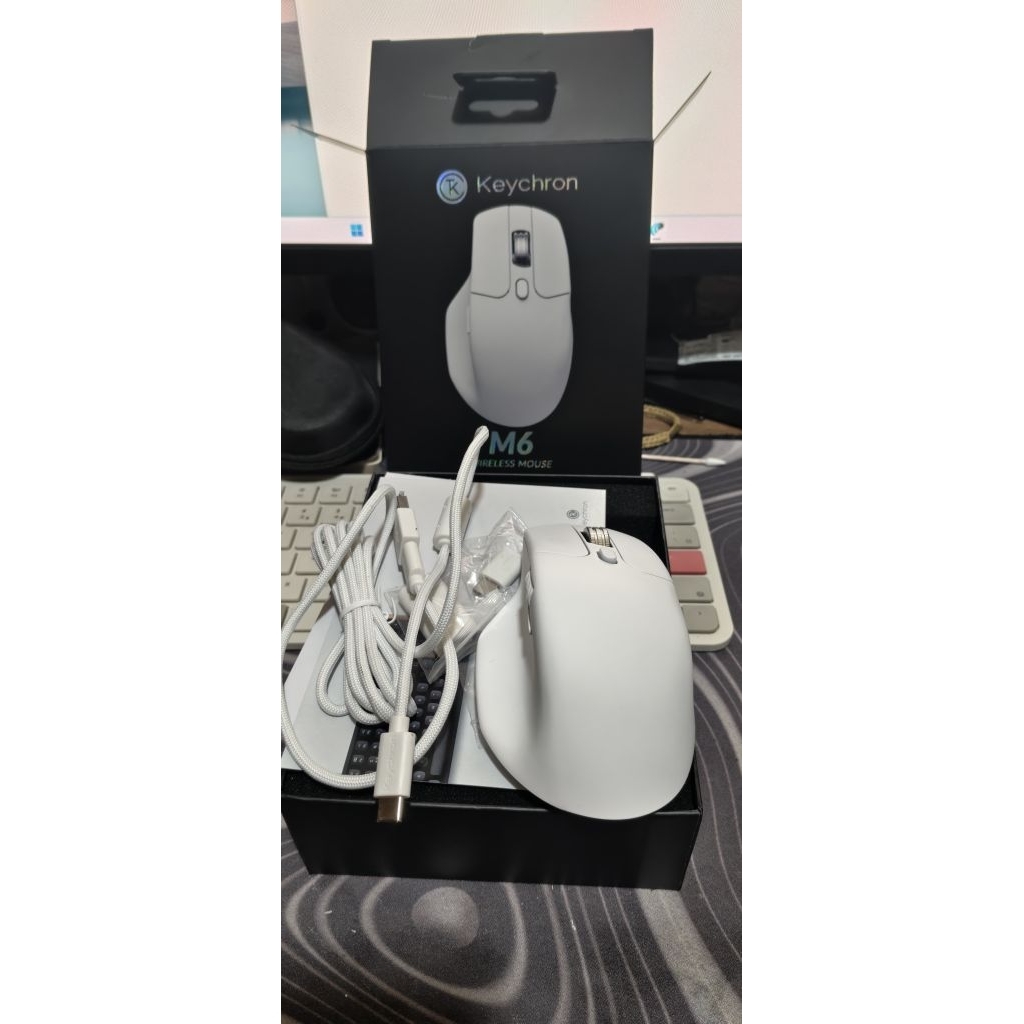 keychron m6 wireless mouse