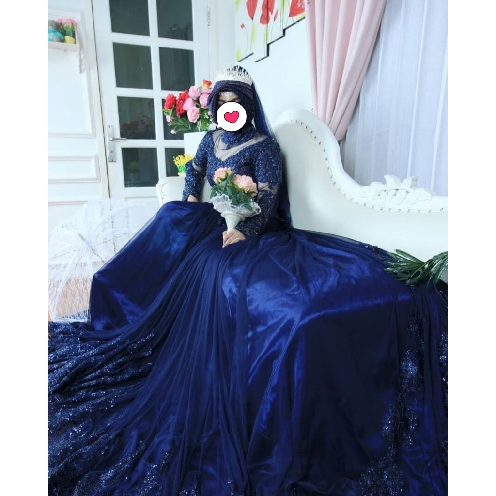 PreLOVEd Gaun Wedding Navy, ball gown navy, gaun wedding/foto prewedding