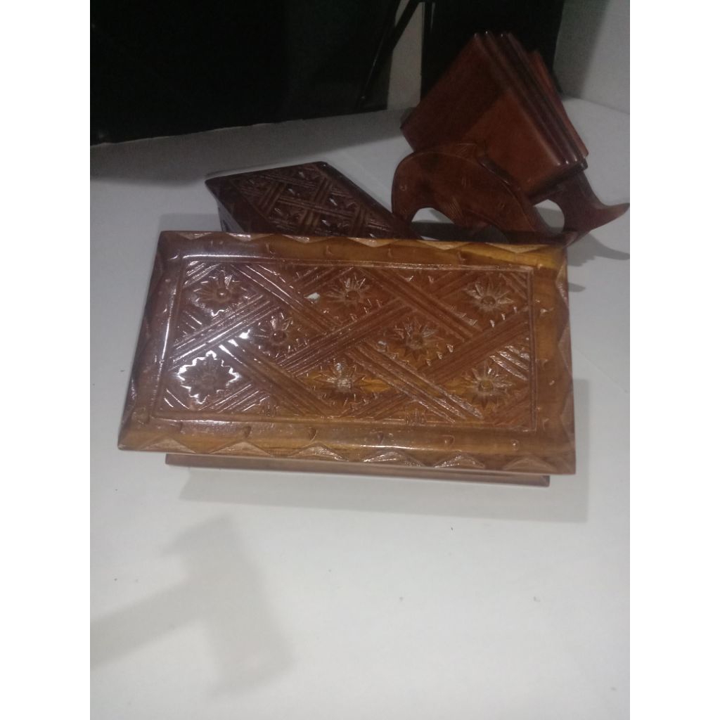 Kotak Ukir Kayu Jati Asli / Kotak Perhiasan