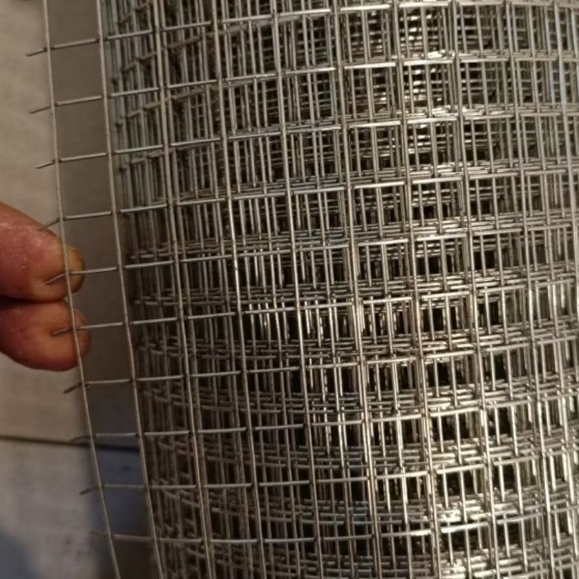 Kawat Loket / Ram Galvanis 1 mm x 12mm x 12mm x 1 meter