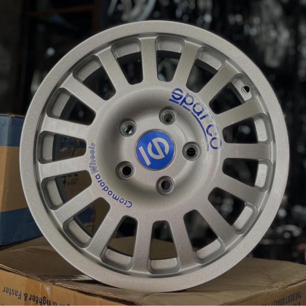 velg mobil r15 sparco rally lebar 7 velg mobil ring 15 pnp mobil Innova reborn venturer Innova zenix