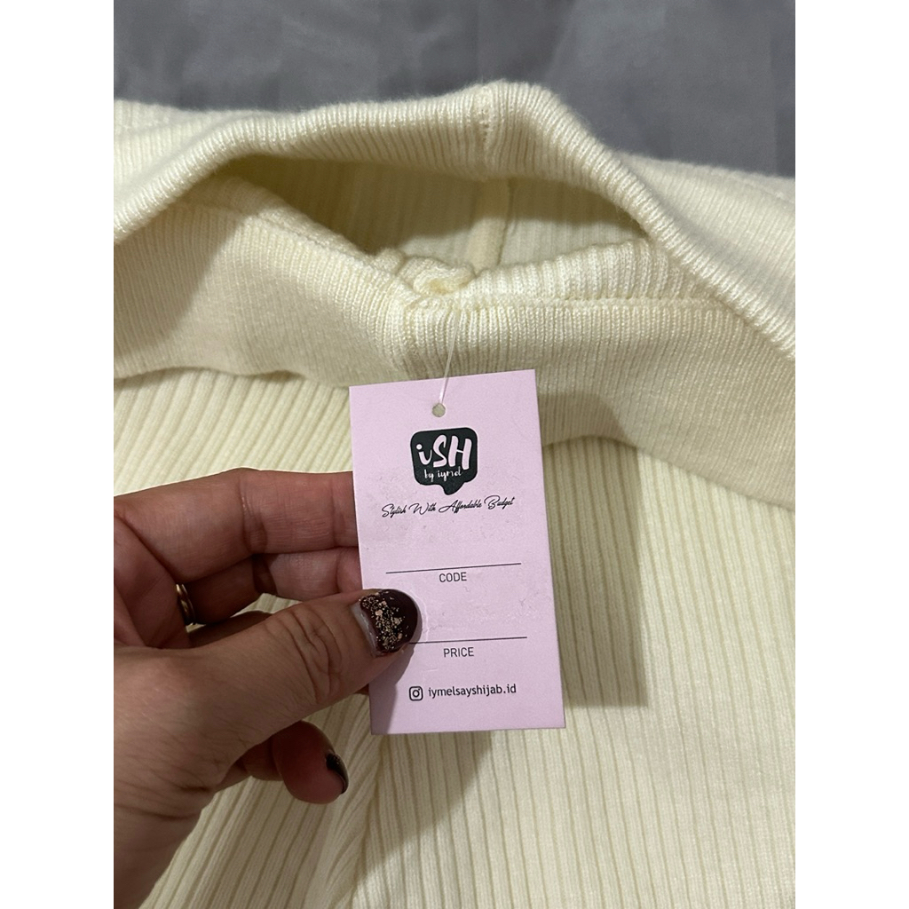 new not preloved iymelsayshijab celana knit ish