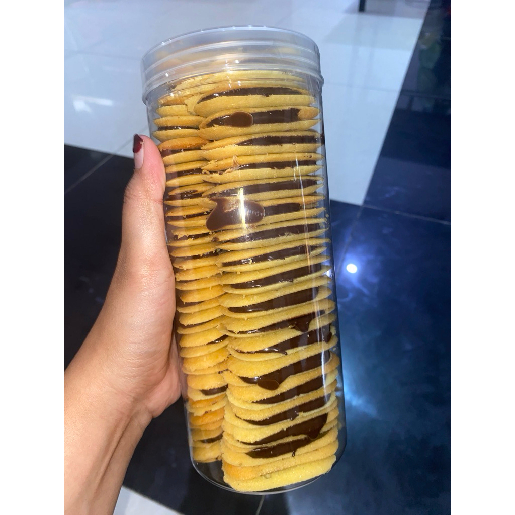 Lidah Kucing Nutella