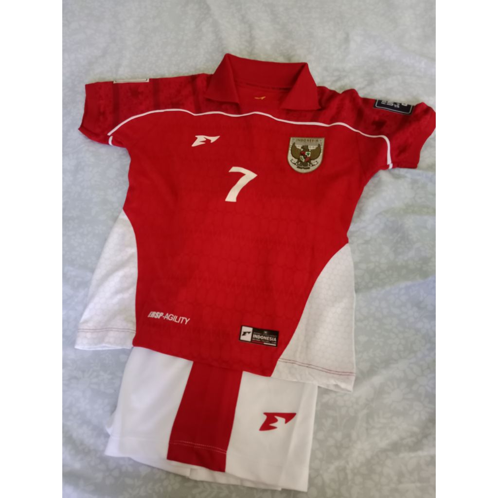 Baju bola anak cewek 7 thn