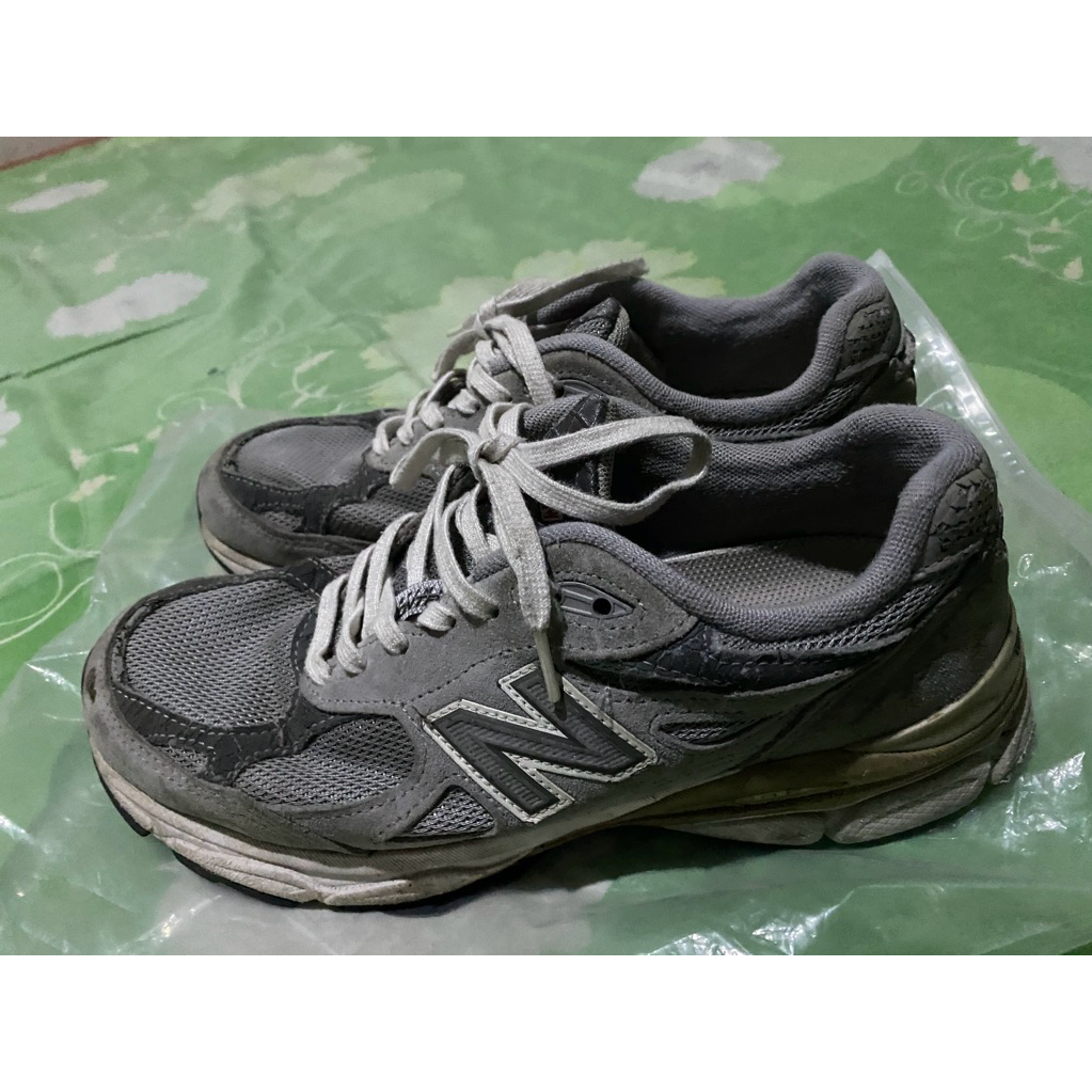 sepatu NB second