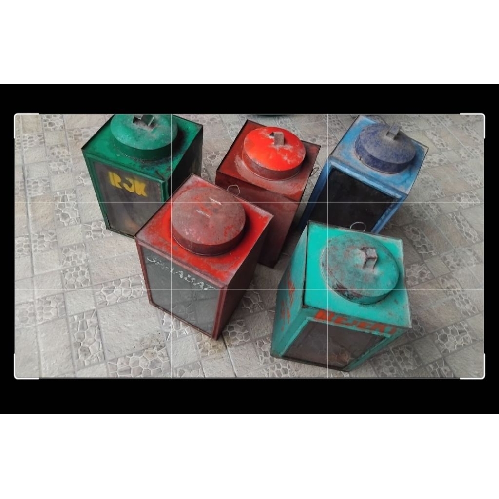 wadah krupuk property