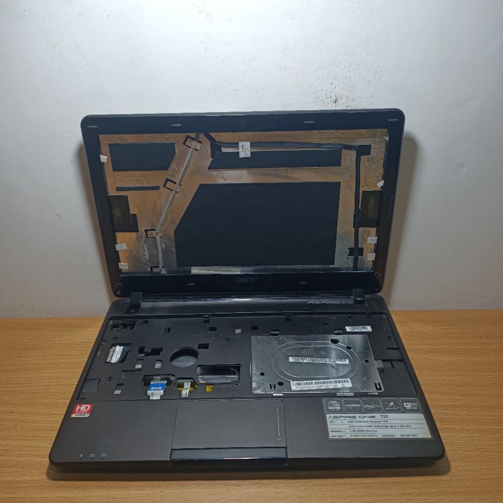 Casing Case Kesing Laptop Acer Aspire One 722