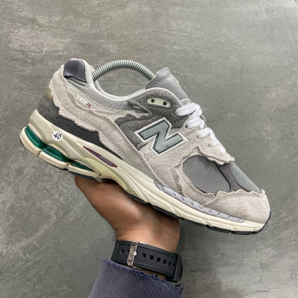 [Size 40.5] New Balance 2002R Protection Pack Rain Cloud M2002RDA Second. Kondisi Mulus, Harga barun