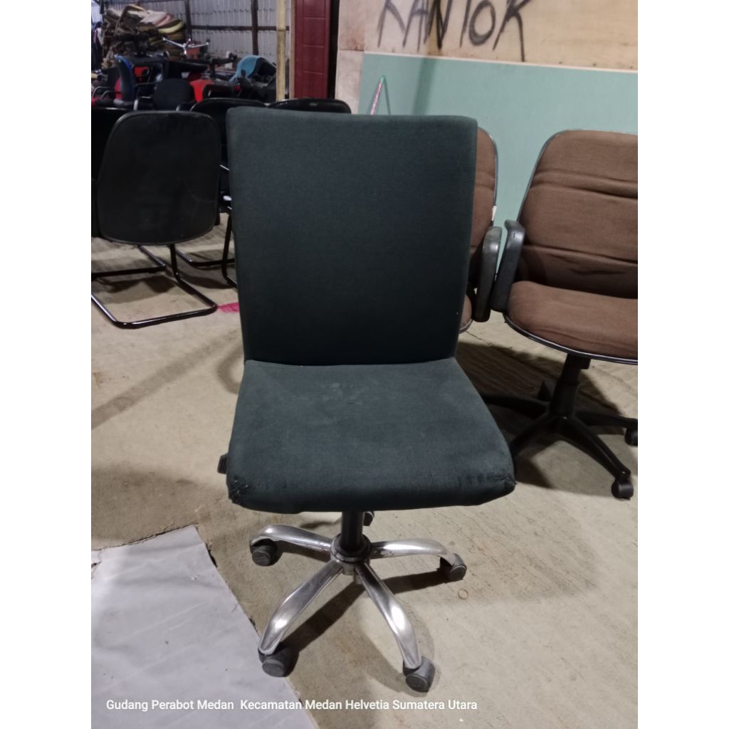 Kursi Kantor Bekas / Bangku Kantor/ Kursi Jaring Kantor/ Kursi Roda Kantor