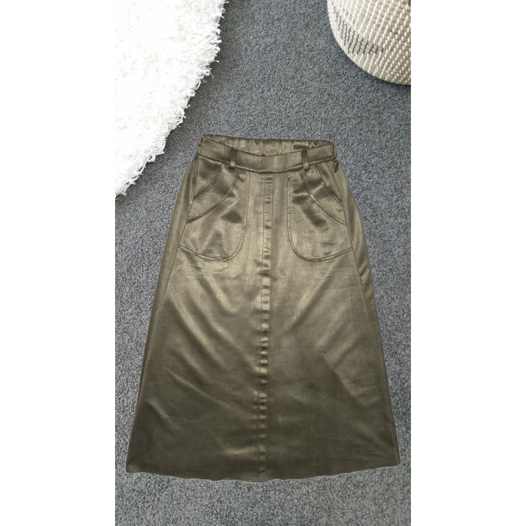 PRELOVED Rok Warna Army