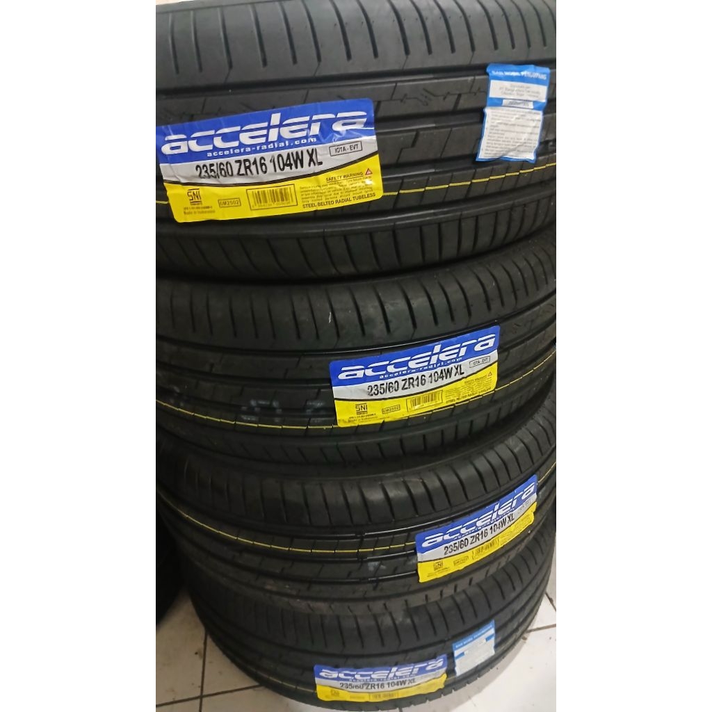 Ban Mobil Toyota Rush 235 60 R16 Accelera