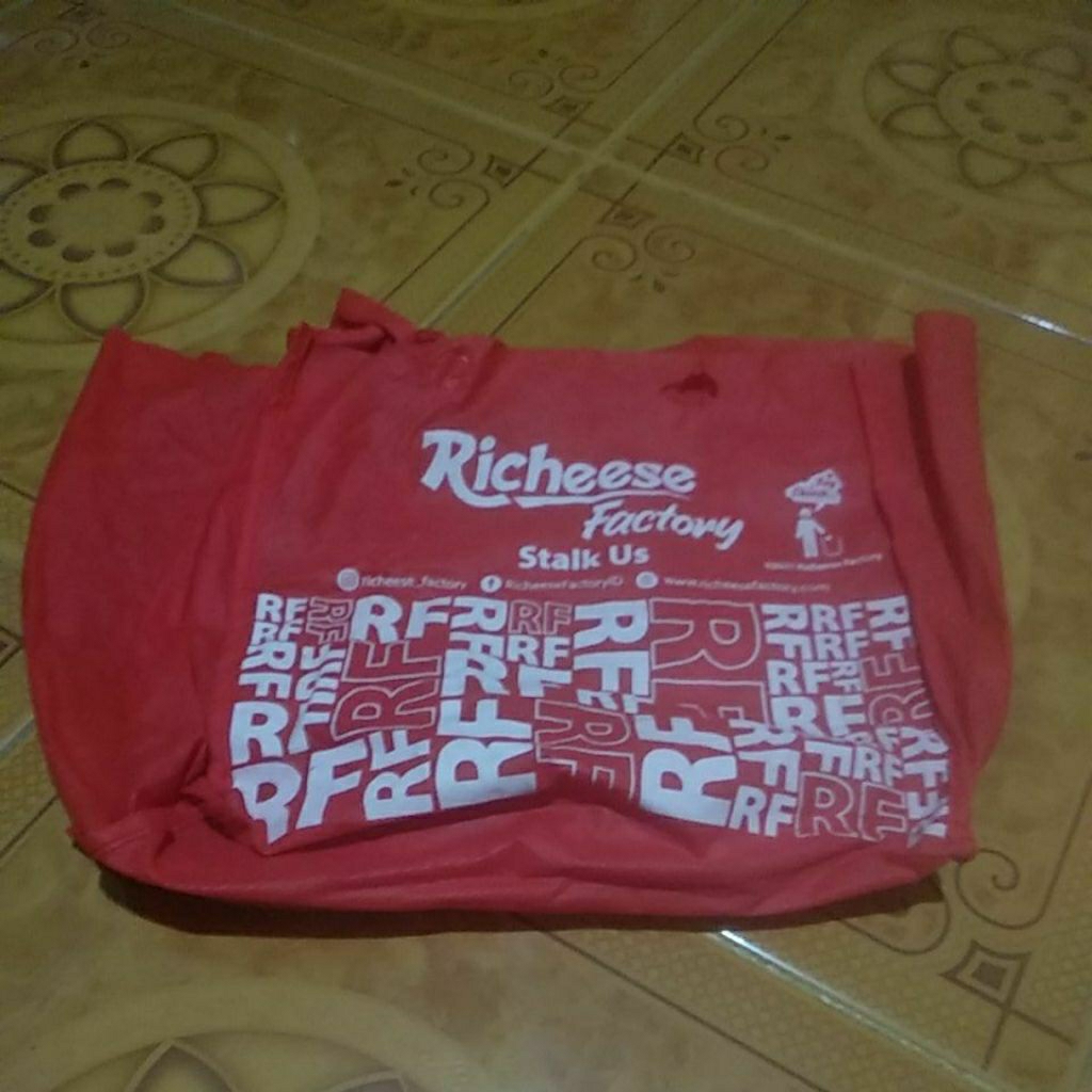 Tas Richeese factory buluk