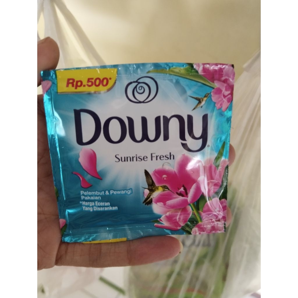 (24 pcs) downy renteng 8ml