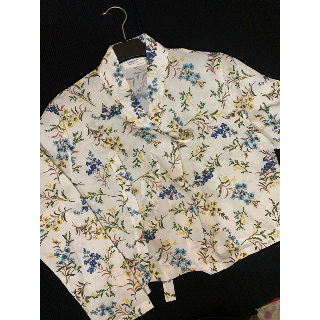 Blouse Floral Crop Top