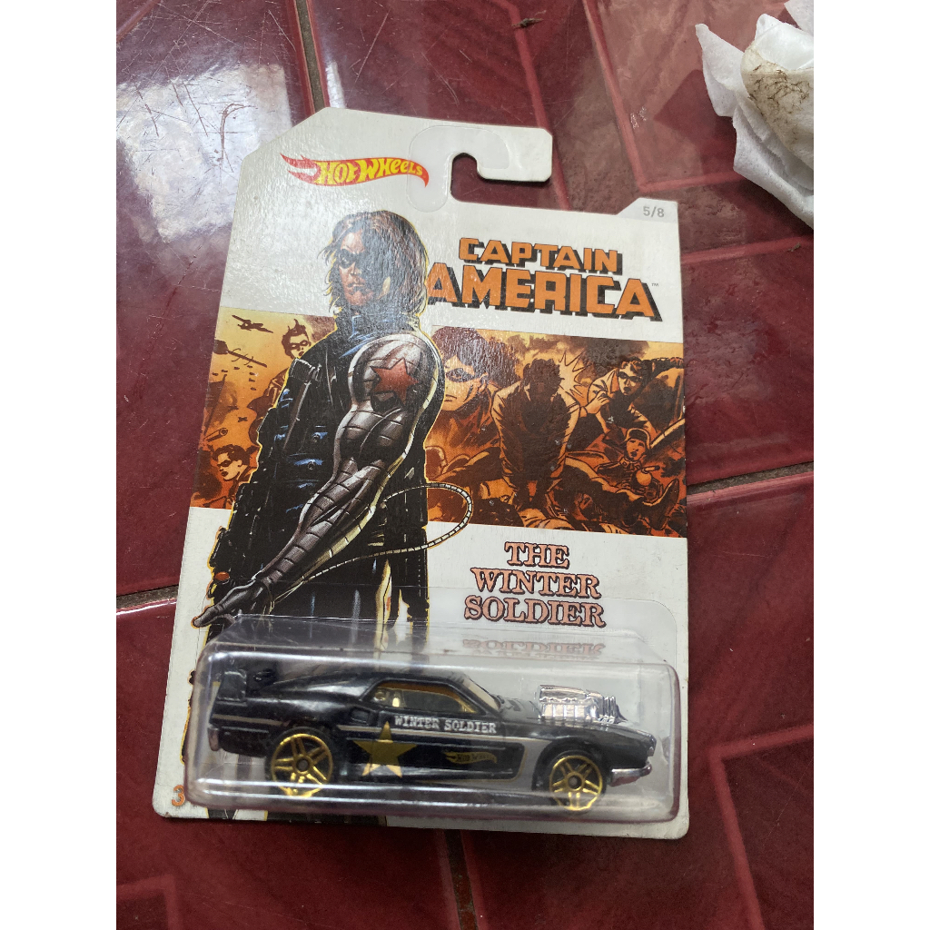 Hot Wheels Rivited Captain America Winter Soldier