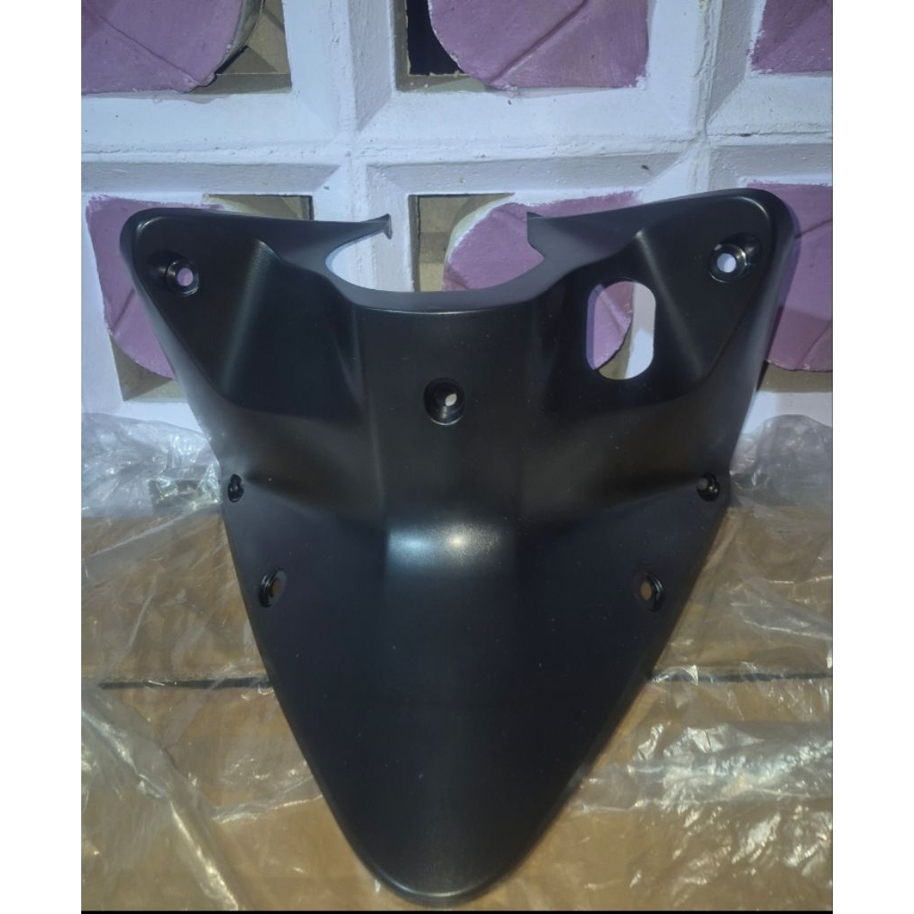 cover legshield leksil dalam dek kontakk tengah honda absolute revo repo 110 original ahm honda 6431