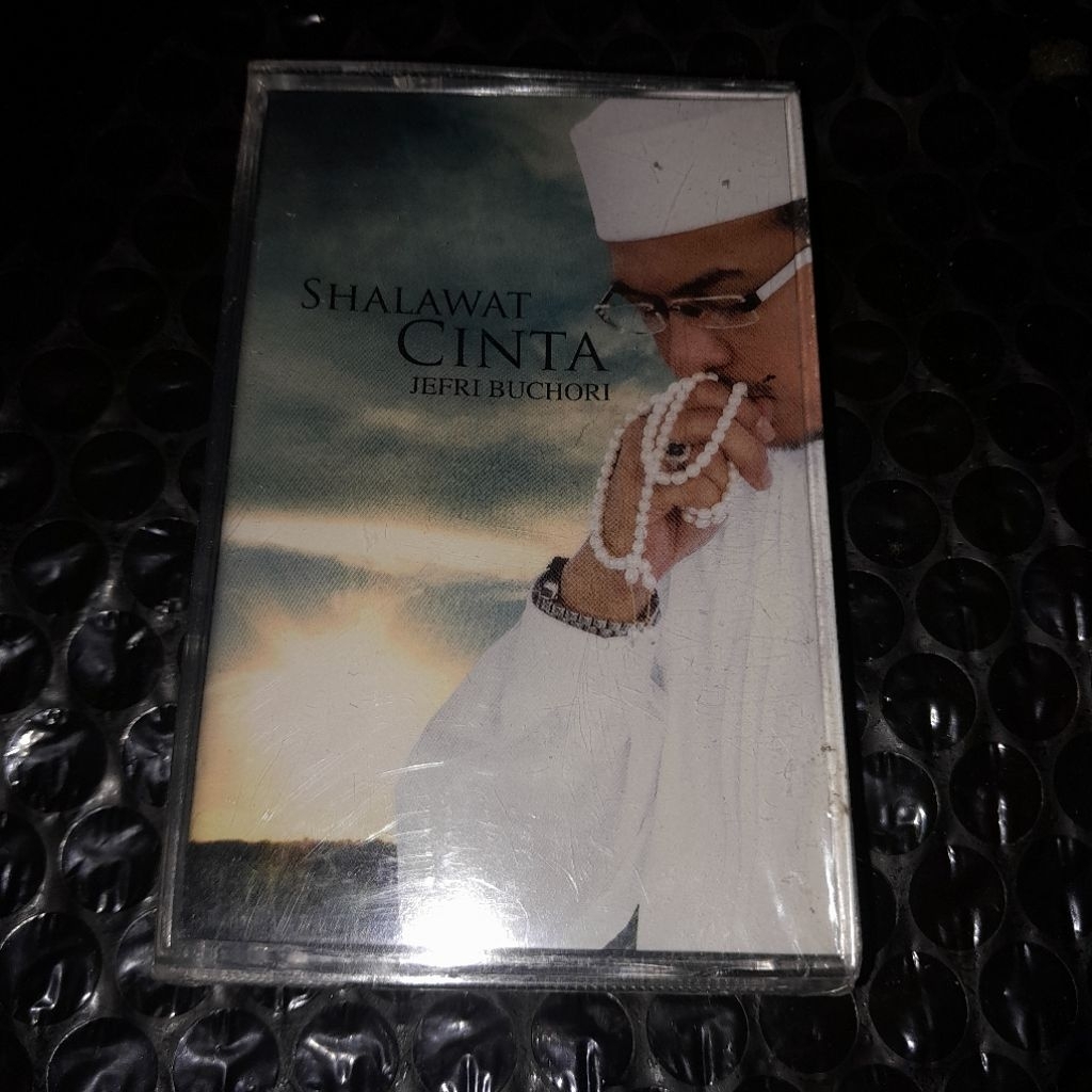 kaset jefri buchori shalawat cinta / segel