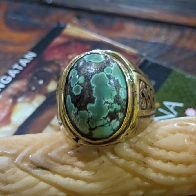 Pirus Hubei ceplok ring lawasan