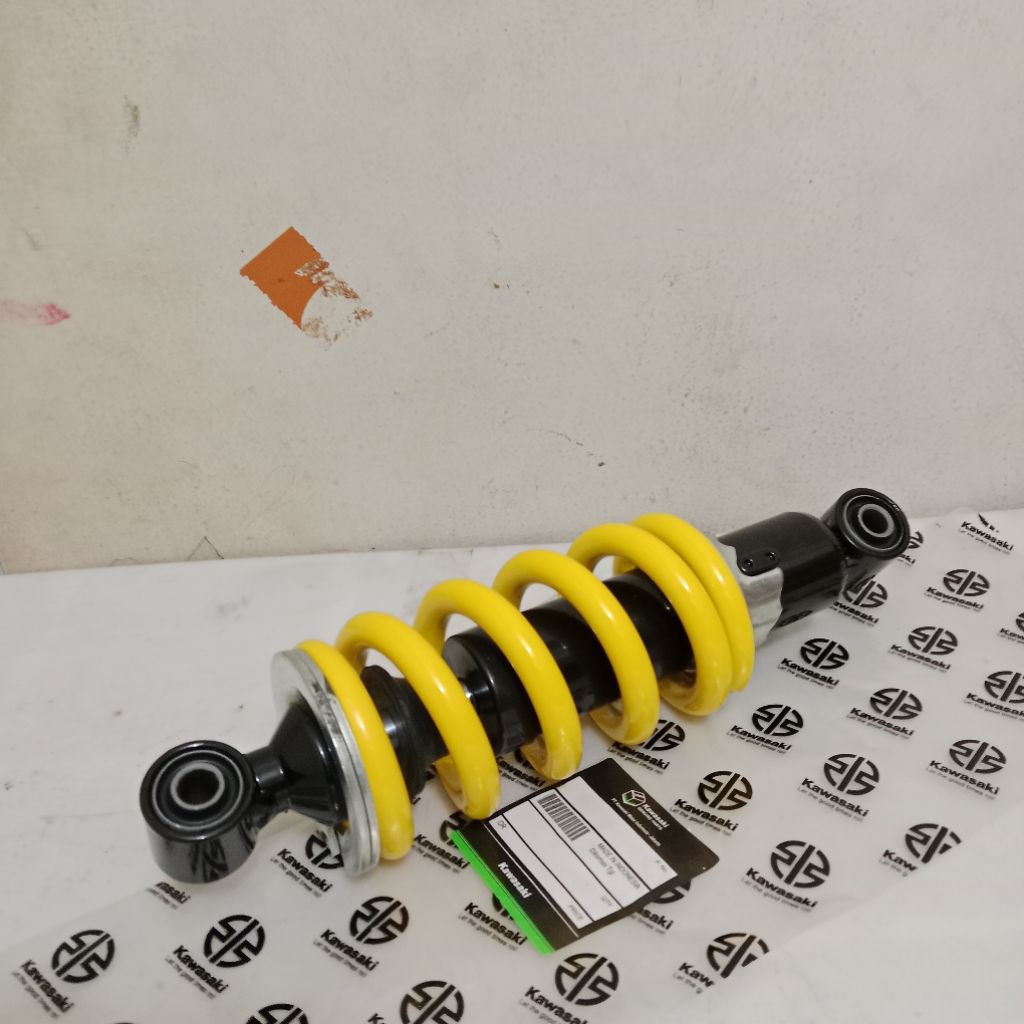 Shockbreaker Belakang Kawasaki Athlete 2008-2012 Athlete 125 cc Kuning
