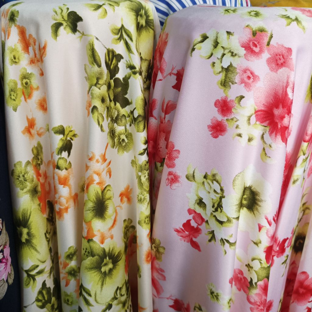 Kain Satin Silk Motif Bunga Mawar - Bahan Silk Premium (Harga Per 0,5)3R