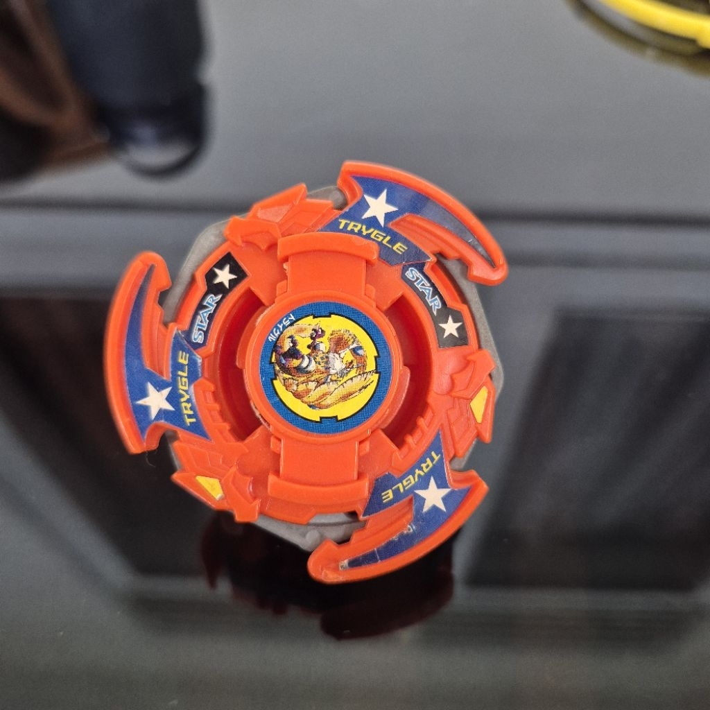 Beyblade Bakuten Shoot Trygle