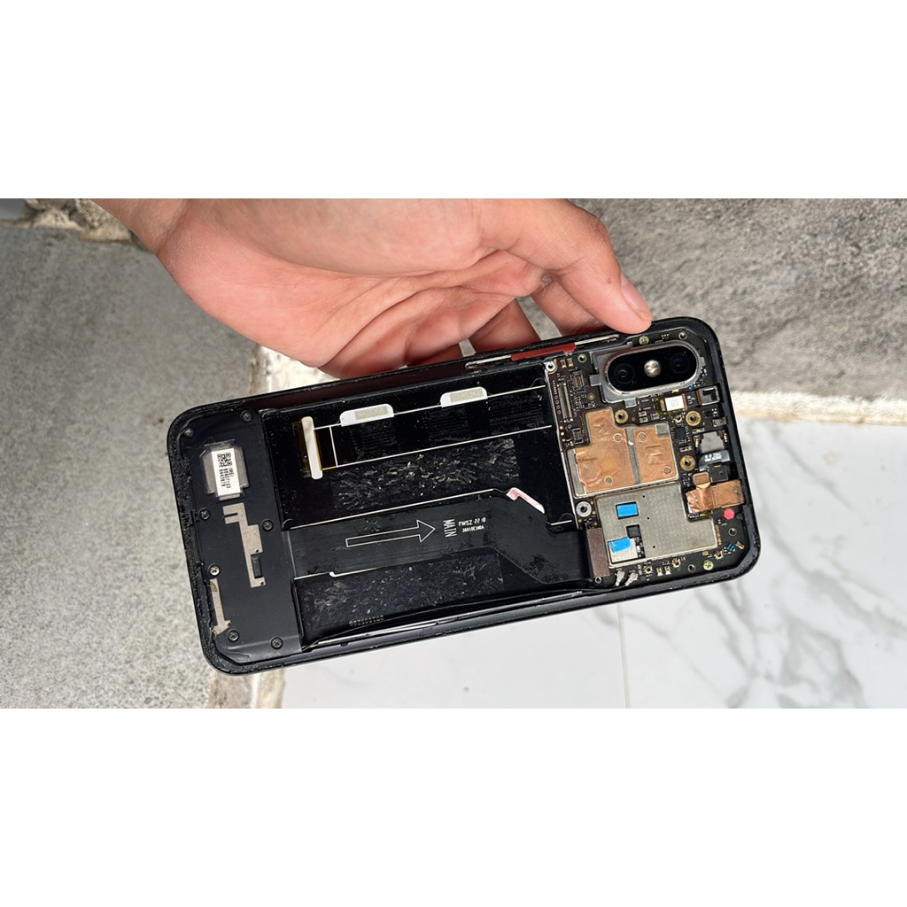 Xiaomi Mi 8 6/128 (mati)