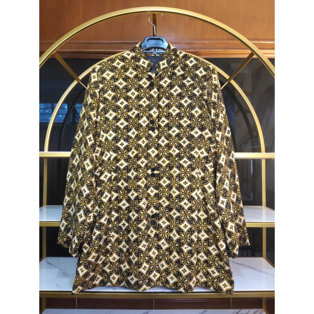 KEMEJA BATIK WANITA MODERN MOTIF  - OUTER BATIK KERJA LENGAN PANJANG
