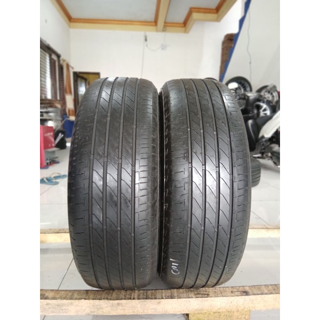 BAN MOBIL TOYOTA RUSH 215/65R16