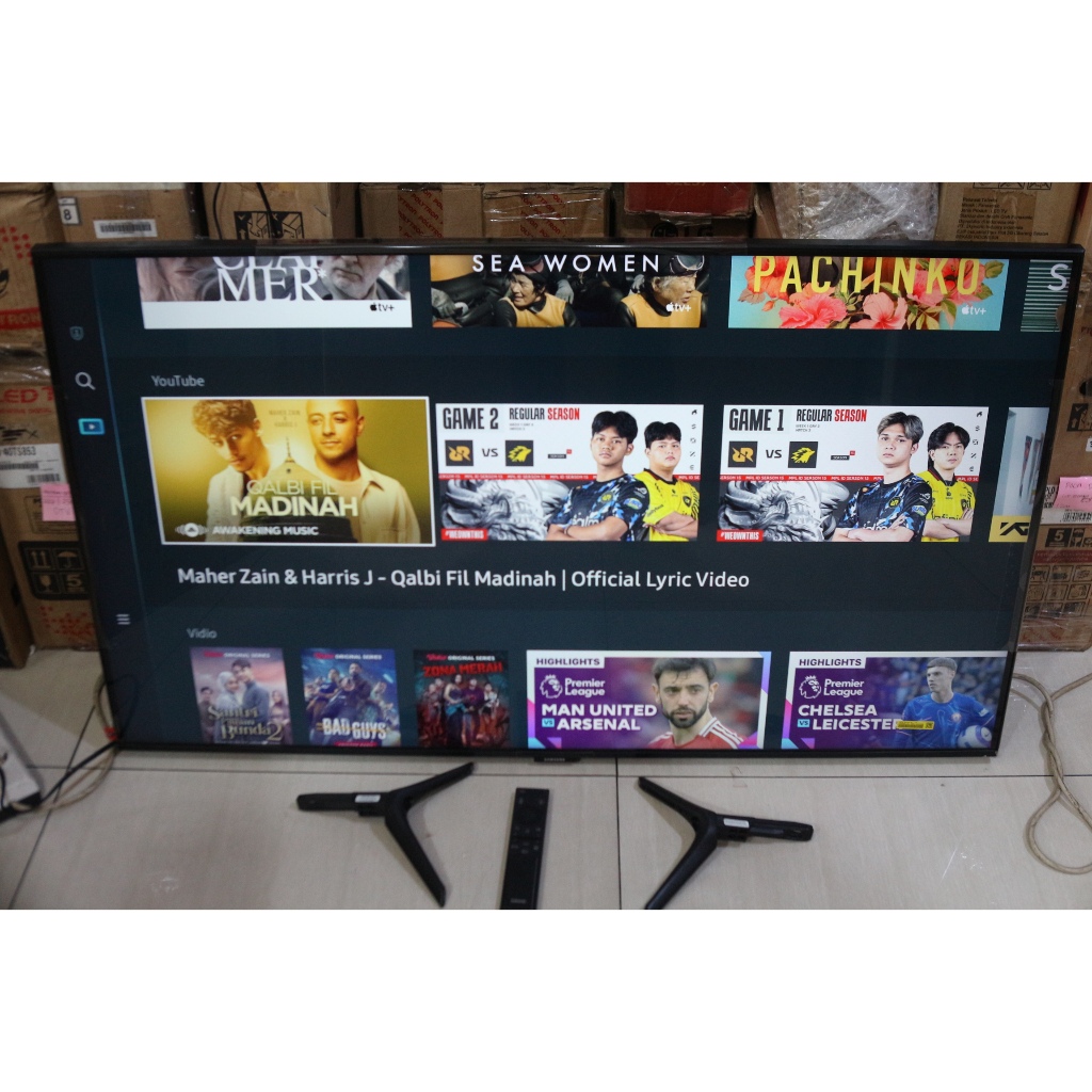 TV LED Samsung 43 inci 4K UHD SMART TV Youtube Digital TV Kondisi bekas pemakaian mash segel 5386F