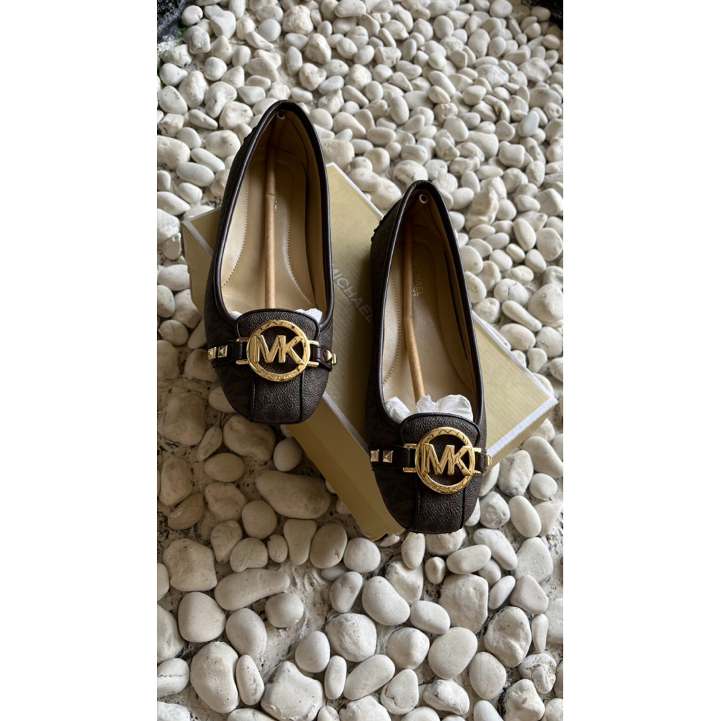 Preloved Authentic Michael Kors Fulton Shoes