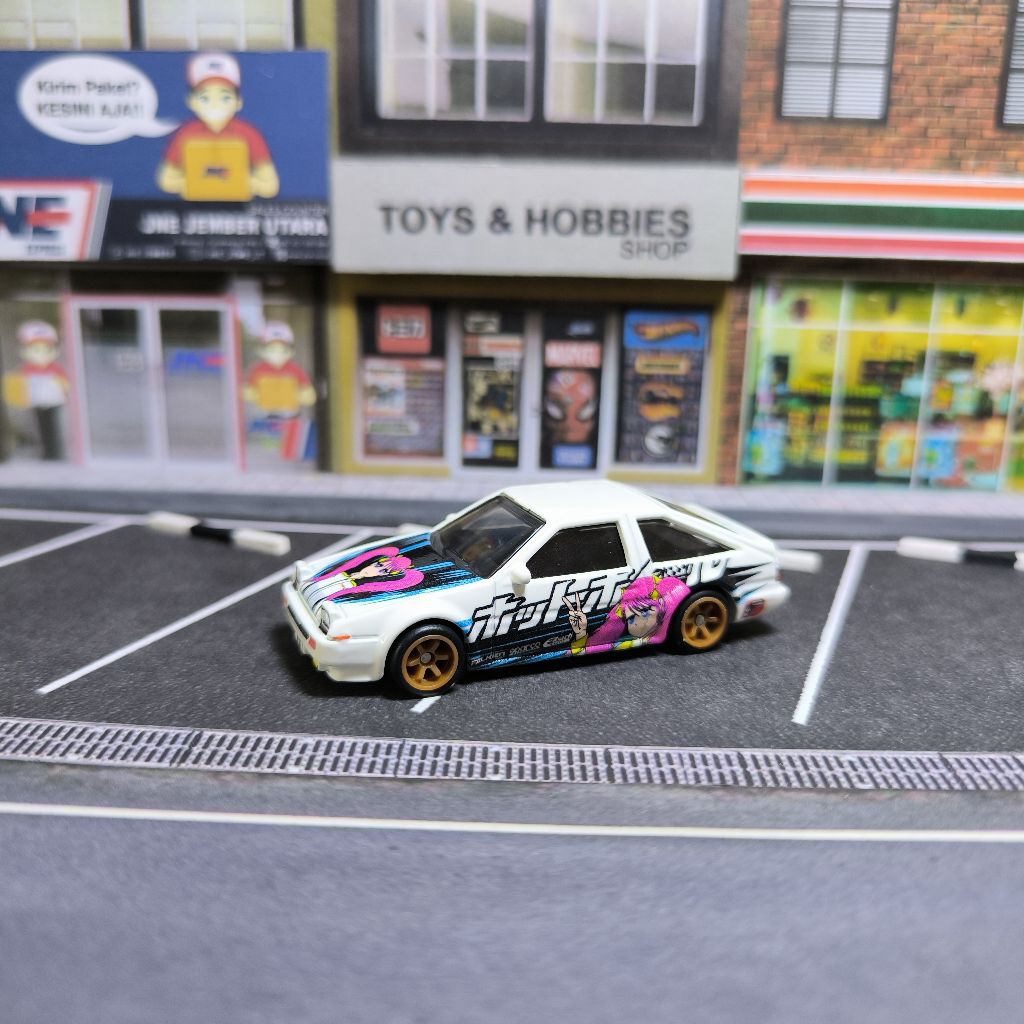 Hot Wheels Premium Toyota Sprinter AE86 WIBU