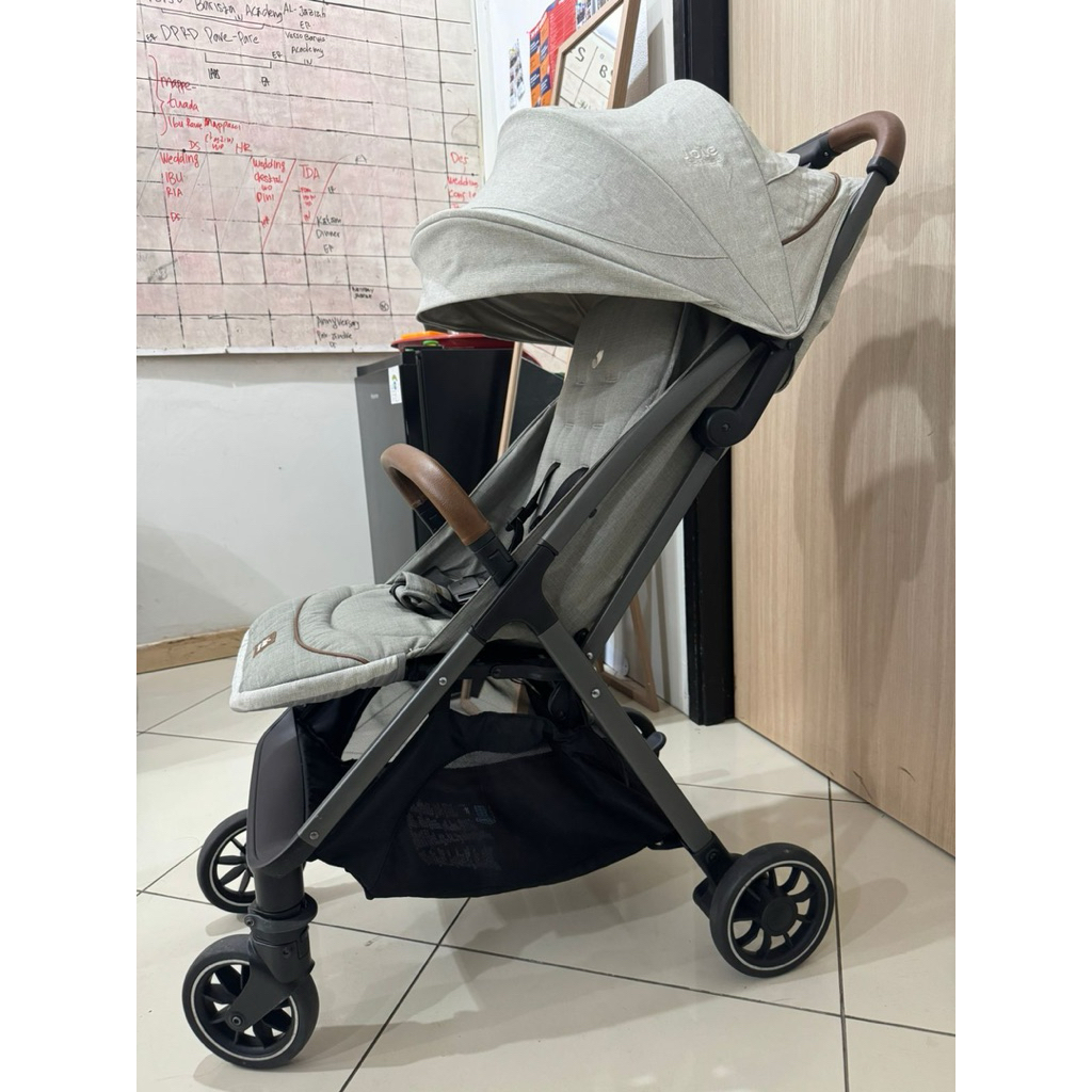 Preloved stroller joie signature parcel