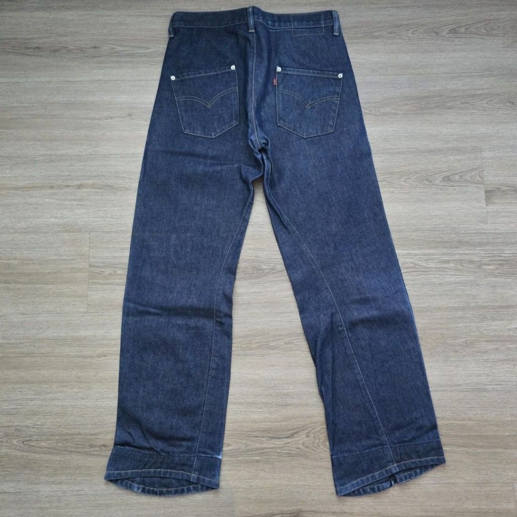 Levis Engineered Jeans LEJ 1999 Blue - 32 with Button Fly