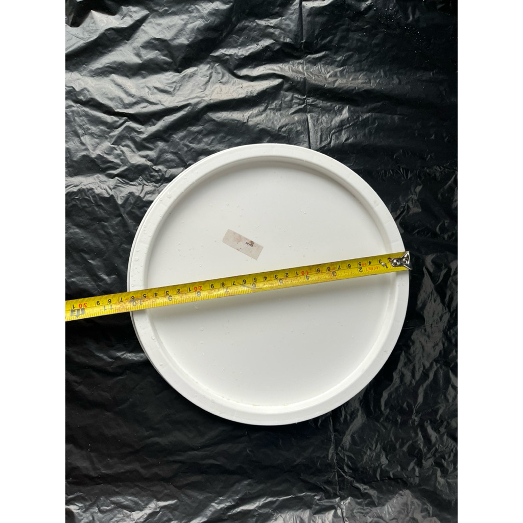 TutupEmber Plastik standar EMBER CAT 20kg