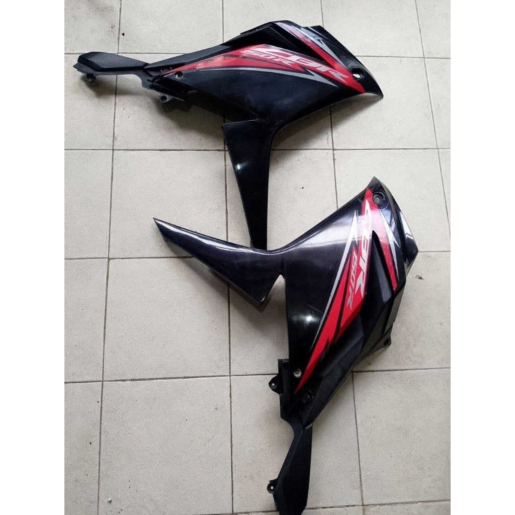 Body samping Depan CBR 150R - Cover Sayap Fairing CBR 150R Facelift - Cowl Middle CBR 150R Original