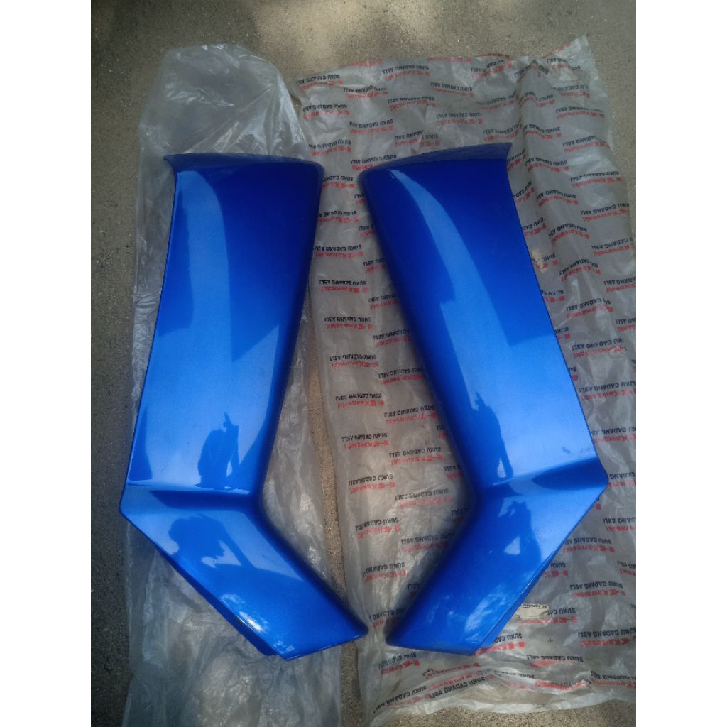 COVER BODY BODI SAYAP LEGSIELD LEGSILD LEGSIL LUAR OUT KAWASAKI ZX130 ZX 130