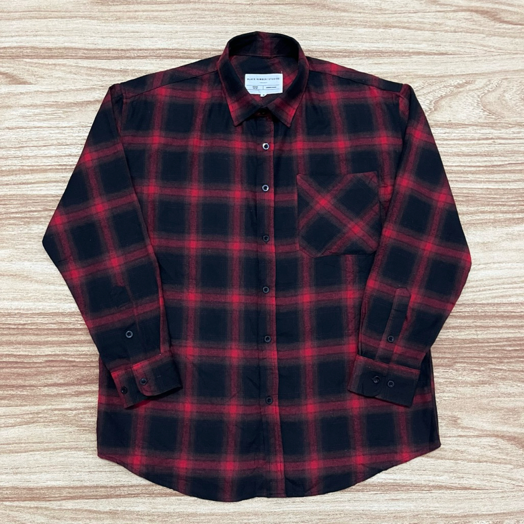 [like new] Kemeja Flannel Veterano BLACK NUMBER Black Red (M/L)