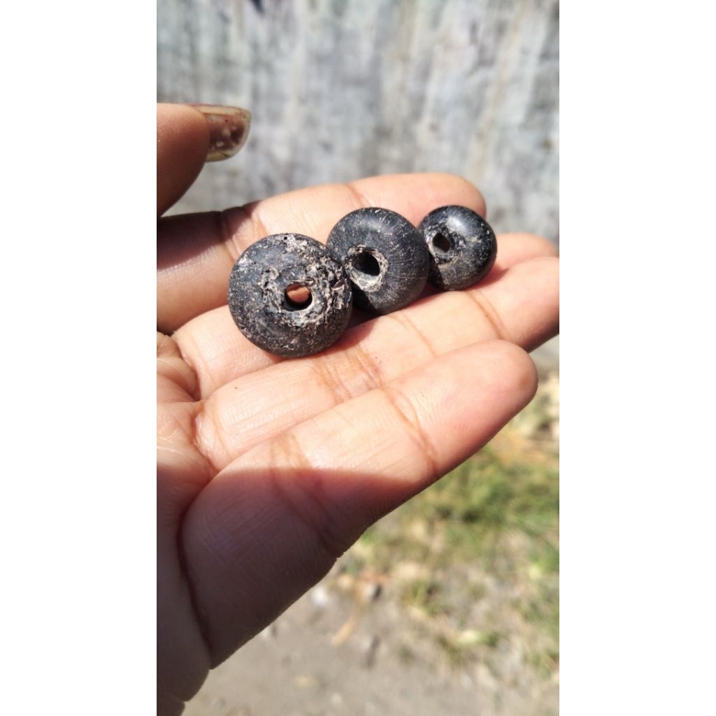 benda kuno manik kuno antik temuan