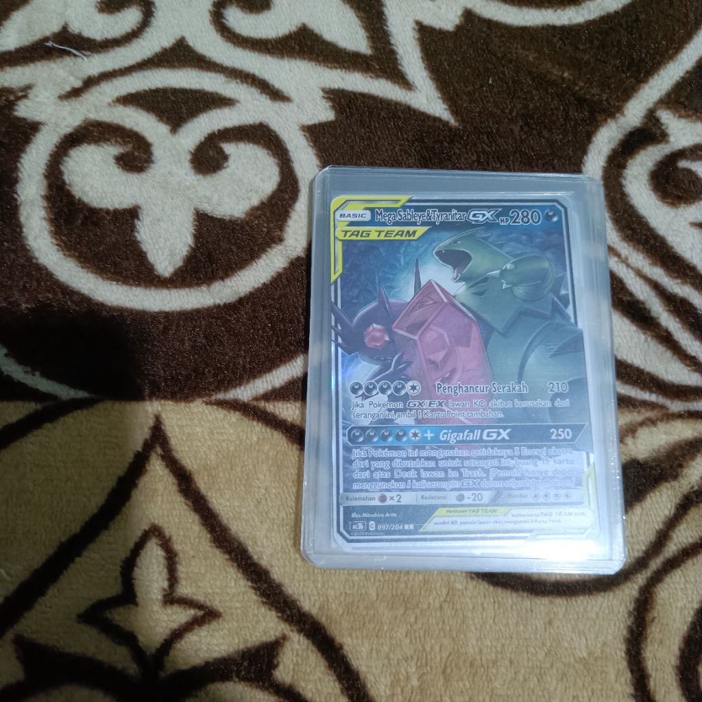 MEGA SABLEYE DAN TYRANITAR TAG TEAM GX RR AC3B 097/204 KARTU POKEMON INDONESIA