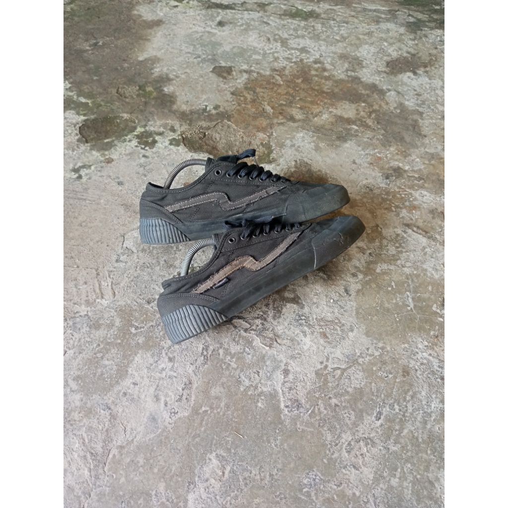 sepatu second patrobas sz 44