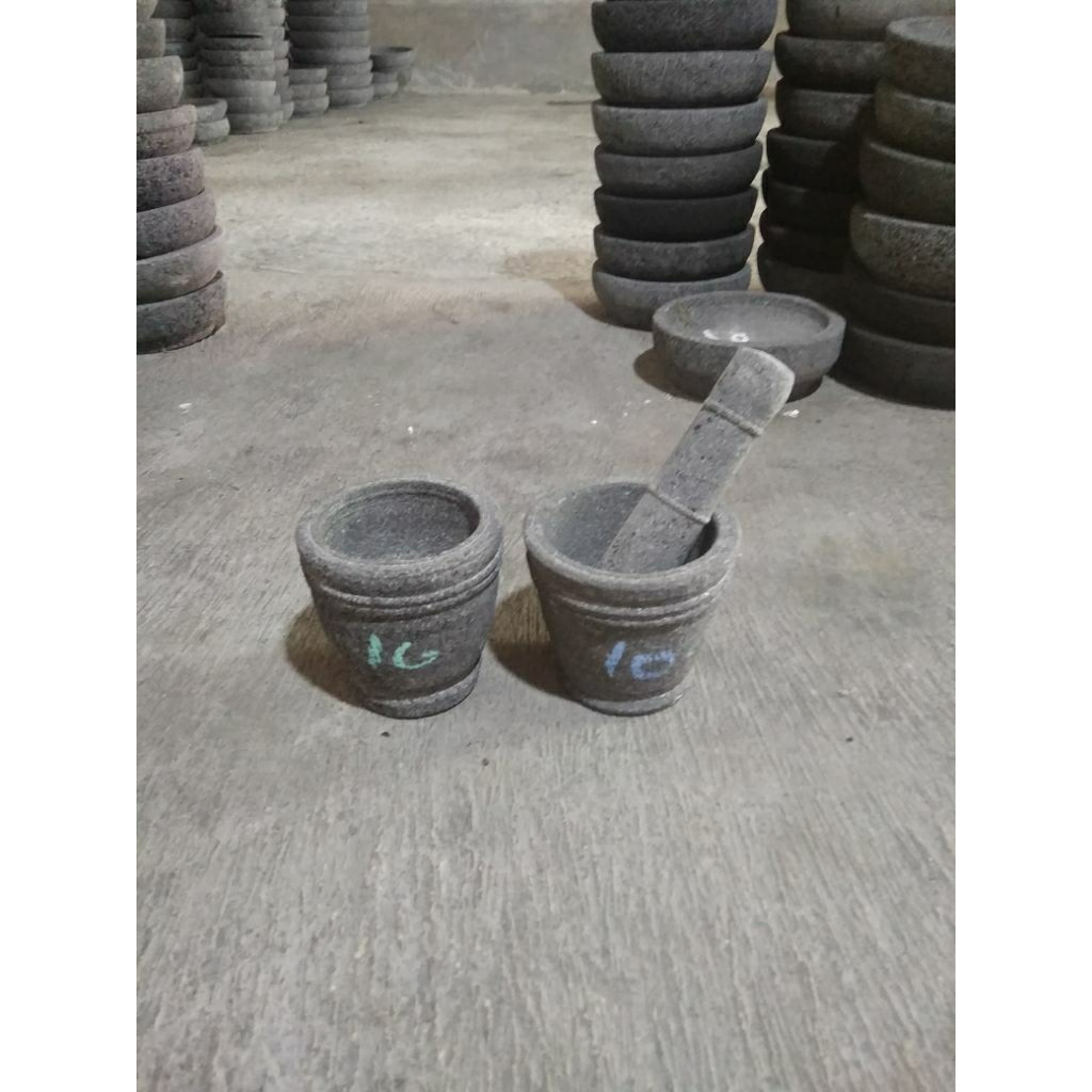 lumpang, tumbukan batu asli muntilan bonus alu, VARIASI ukuran KECIL SEDANG BESAR satu set KUALITAS 