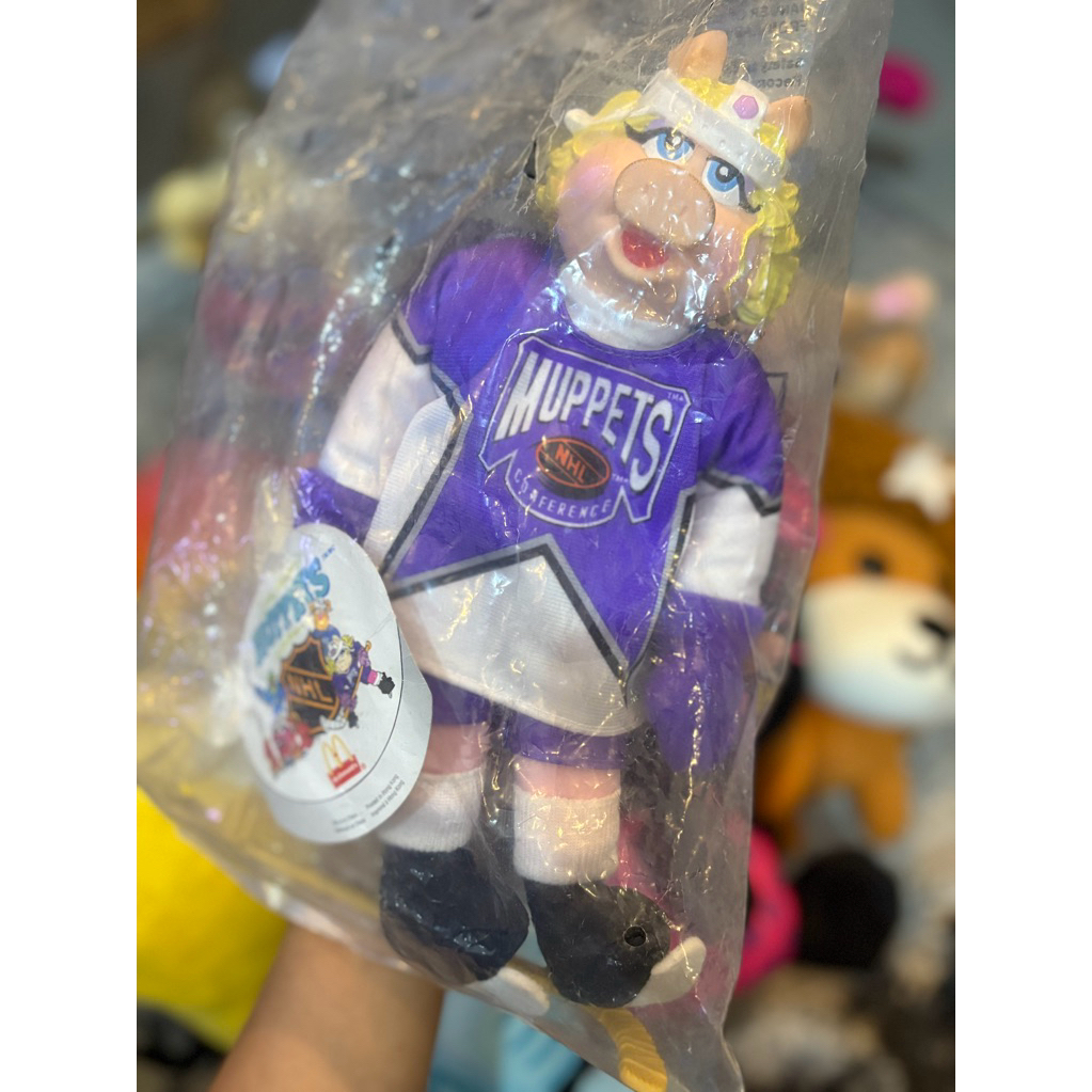 Miss Piggy NHL McDonald's vintage