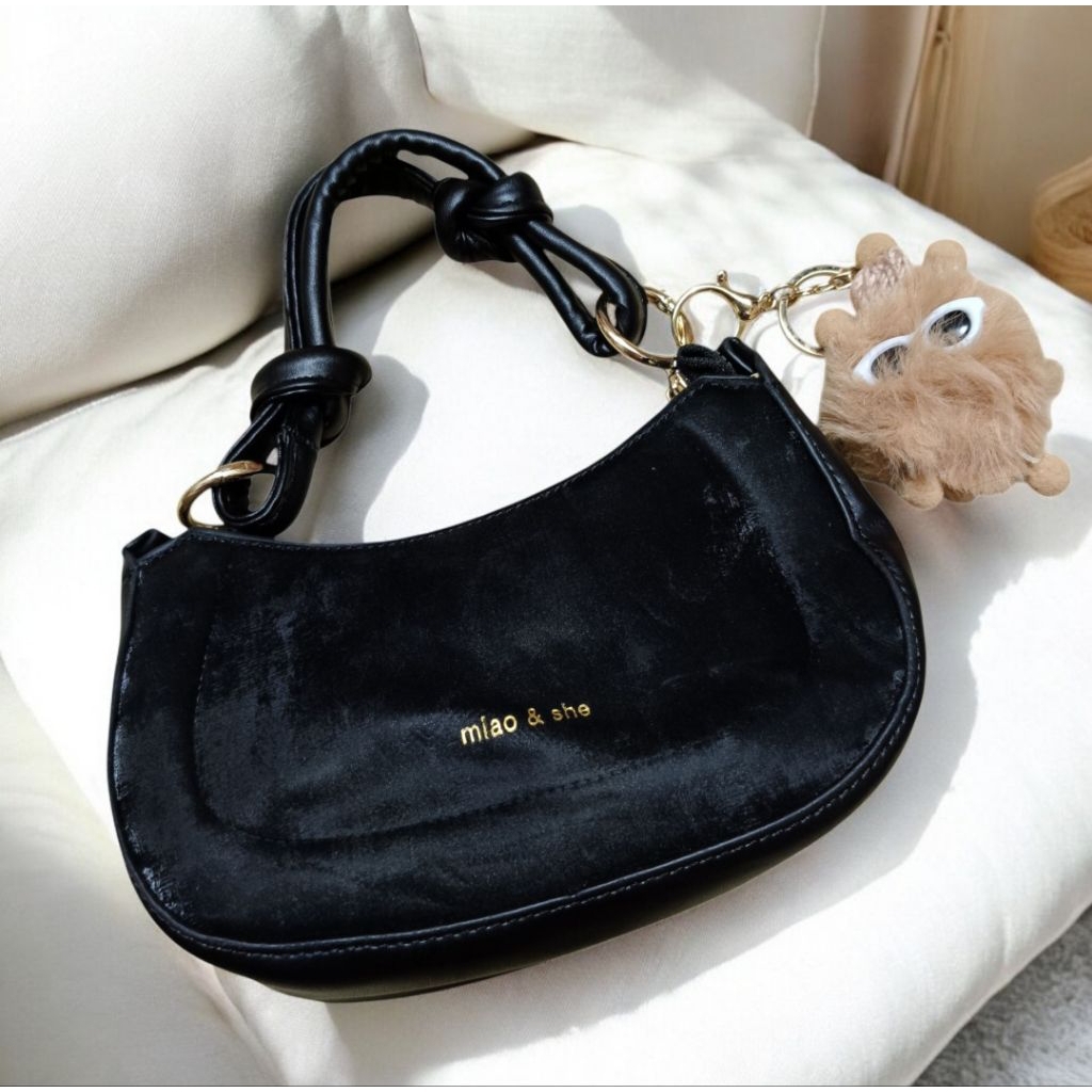 Tas Selempang Wanita Kulit Jeruk Motif 2 Tali - Desain Elegan, Bahan Premium, Tali Dapat Diatur