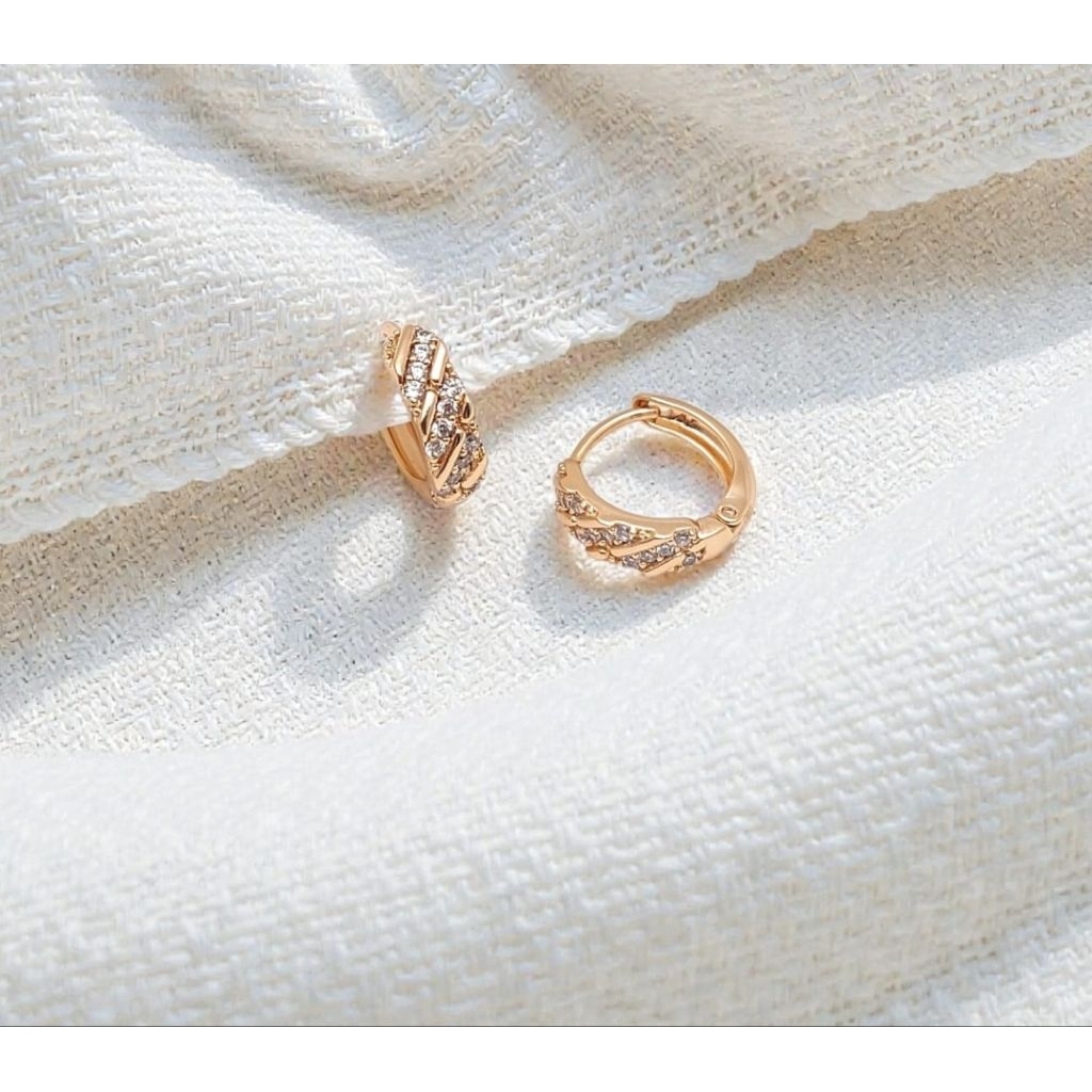 Anting Xuping lapis Emas