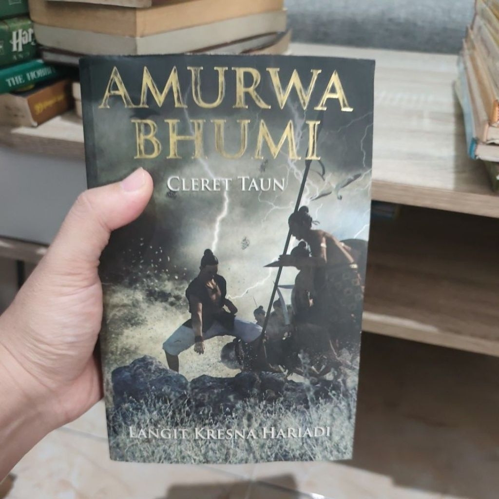 Novel Cleret Taun Amurwa Bhumi Jilid 1 karya langit Kresna hariadi