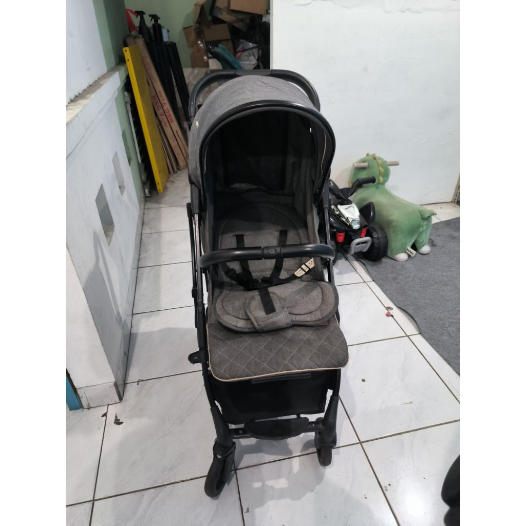 Preloved Stroller babydoes Pronto +