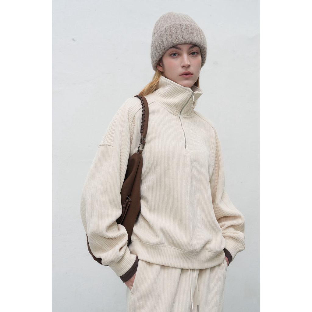 [Pre Order] GENERAL IDEA - Woman Ribbed Velour Loose Fit Half Zip-up (cream)